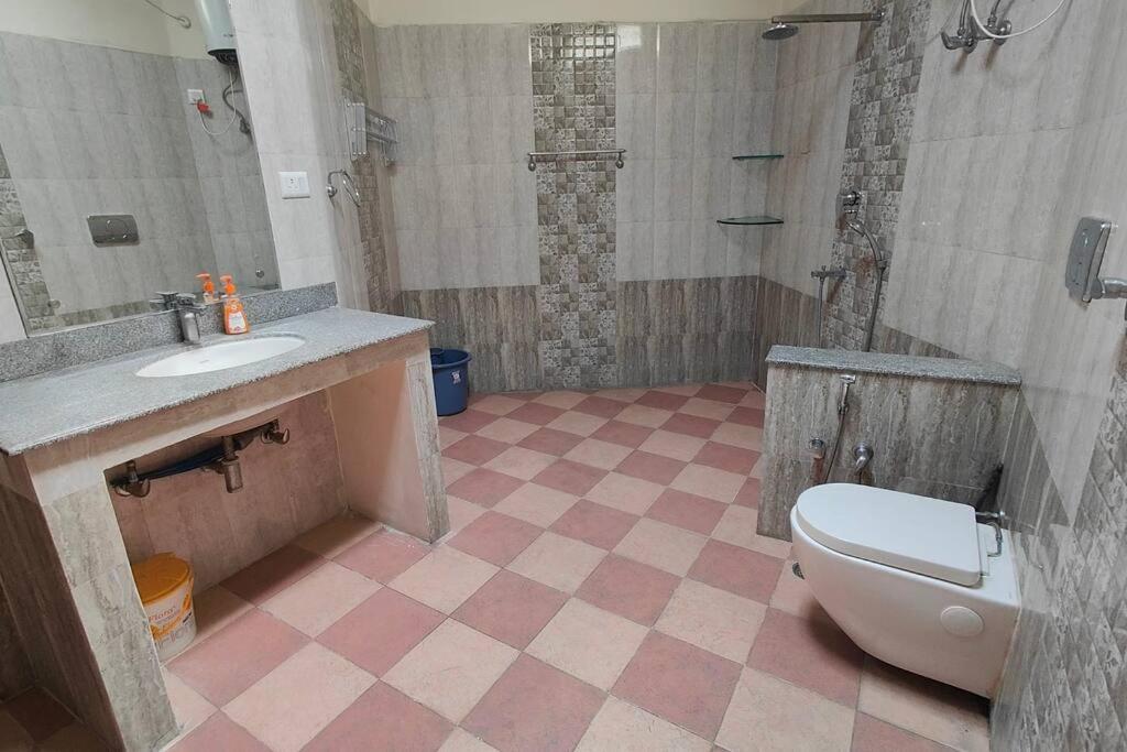 Basti House - Boutique Homestay ラクナウ エクステリア 写真