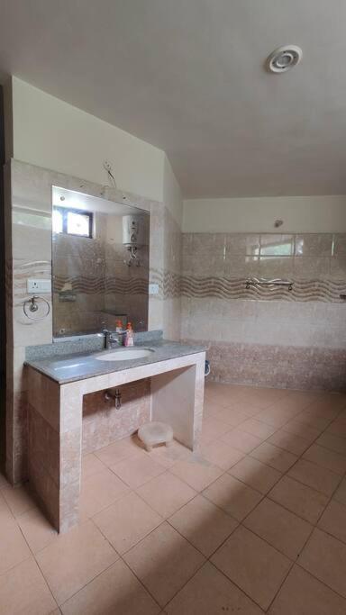 Basti House - Boutique Homestay ラクナウ エクステリア 写真