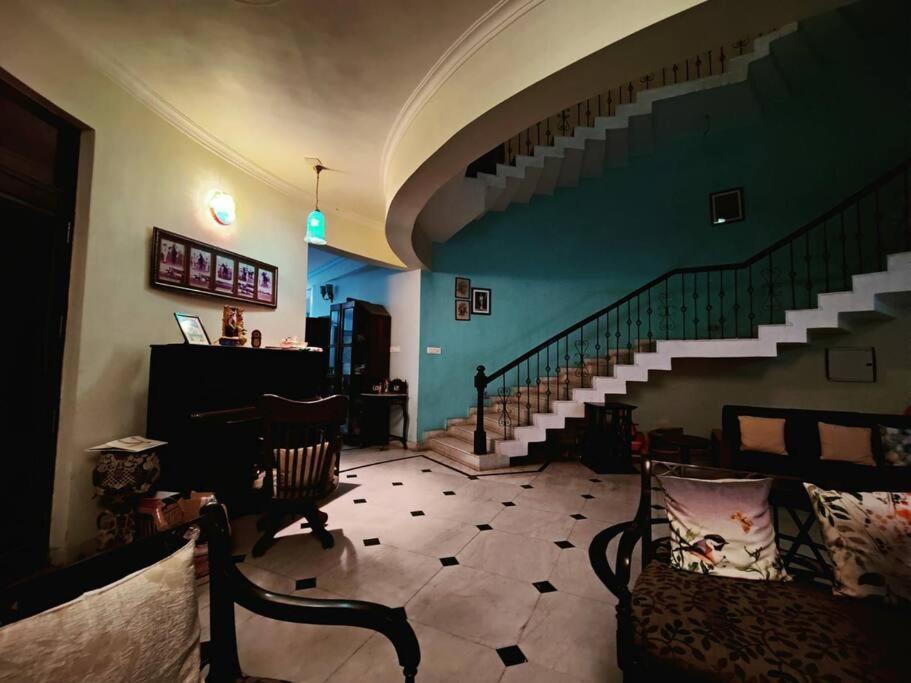 Basti House - Boutique Homestay ラクナウ エクステリア 写真