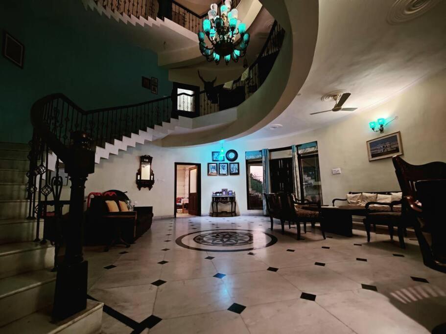 Basti House - Boutique Homestay ラクナウ エクステリア 写真