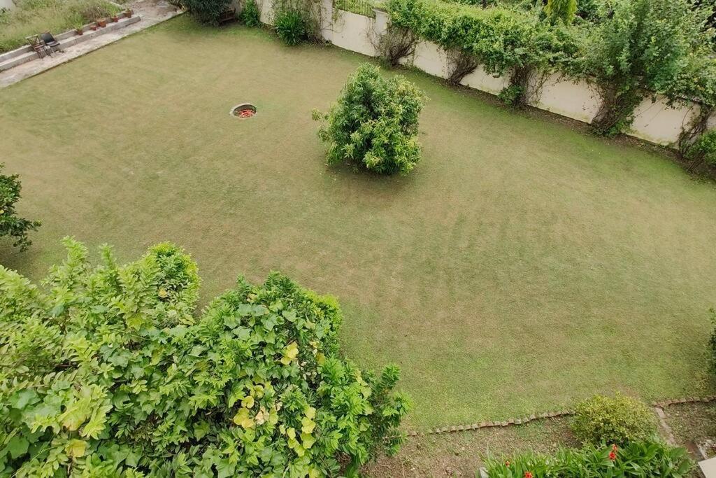 Basti House - Boutique Homestay ラクナウ エクステリア 写真