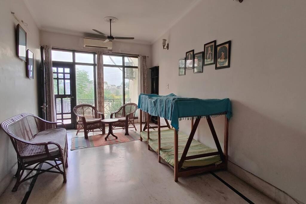 Basti House - Boutique Homestay ラクナウ エクステリア 写真