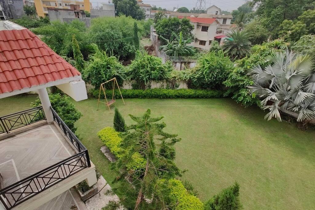 Basti House - Boutique Homestay ラクナウ エクステリア 写真