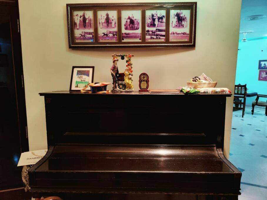 Basti House - Boutique Homestay ラクナウ エクステリア 写真